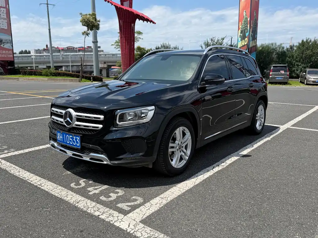 Mercedes-Benz GLB 2021