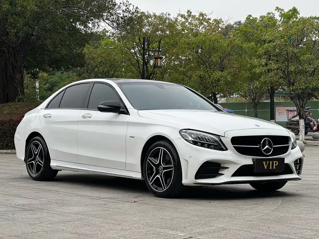 Mercedes-Benz C-Class 2021