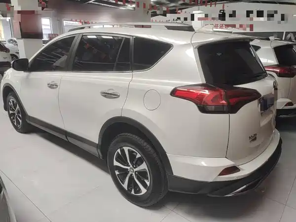 Toyota RAV4 2018