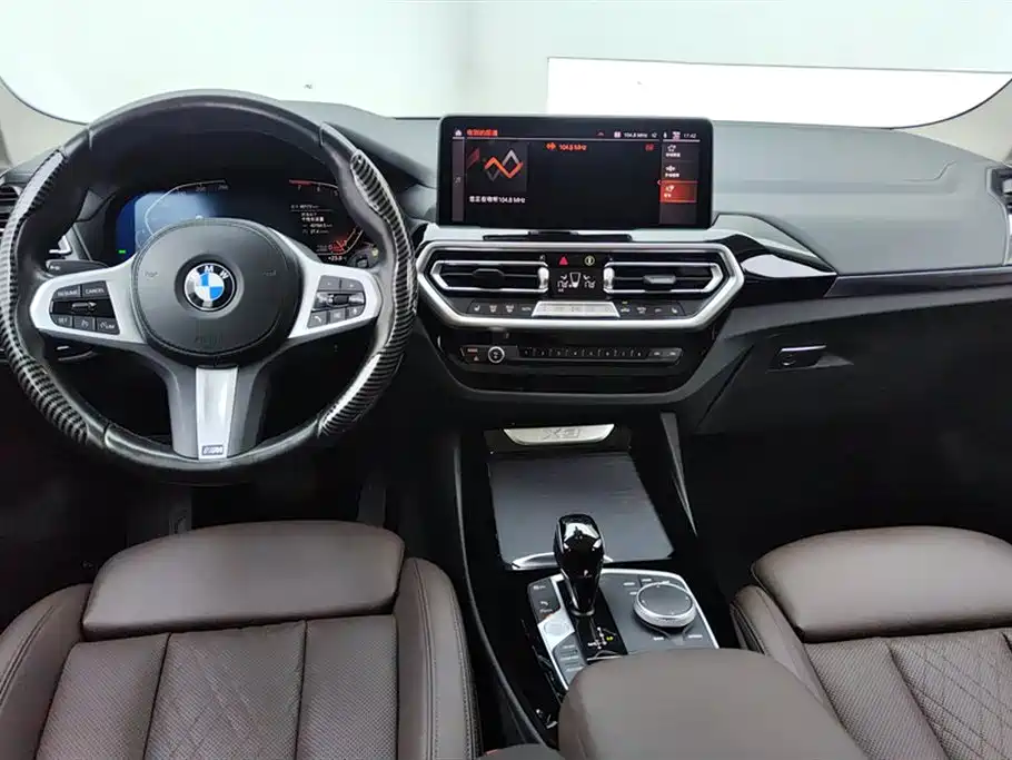 BMW X3 2022 — фото 12