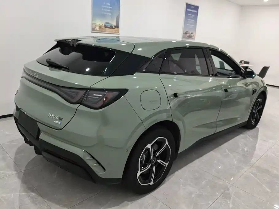 BYD Seal 06GT 2025 — фото 3