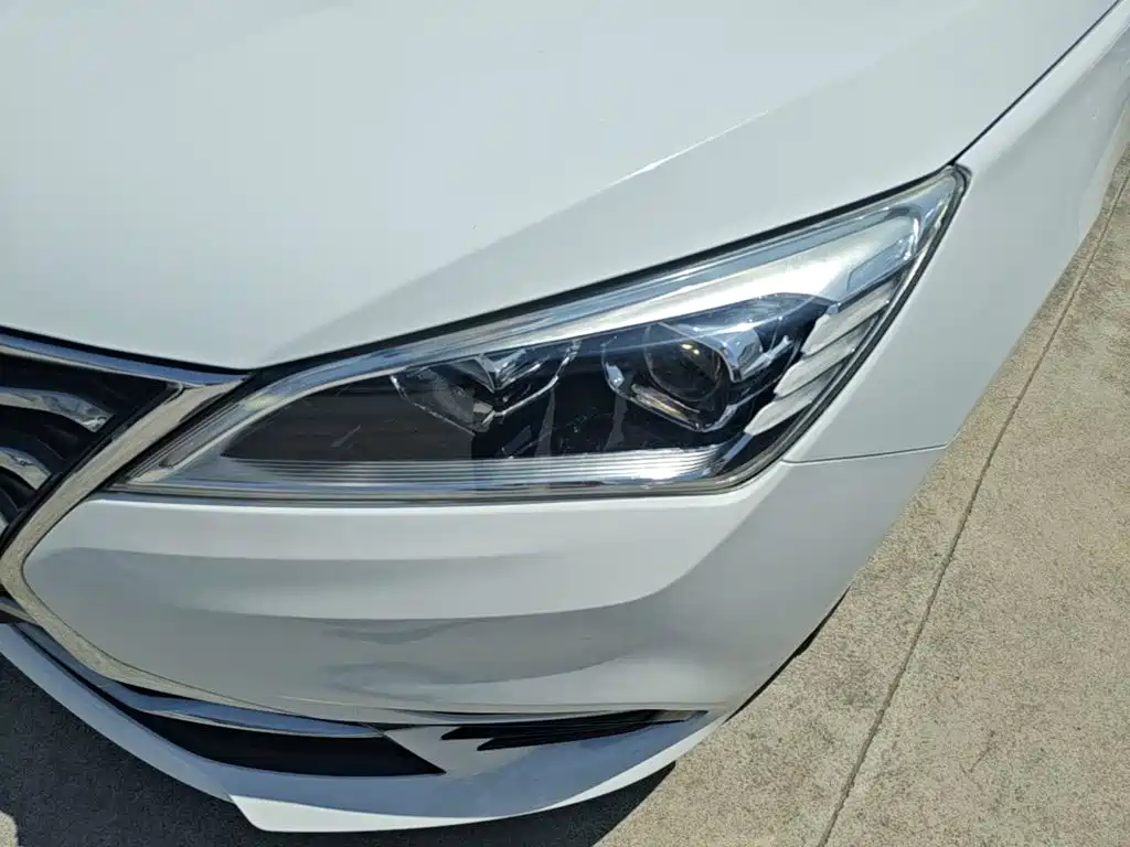 Changan Eado DT 2019 — фото 18