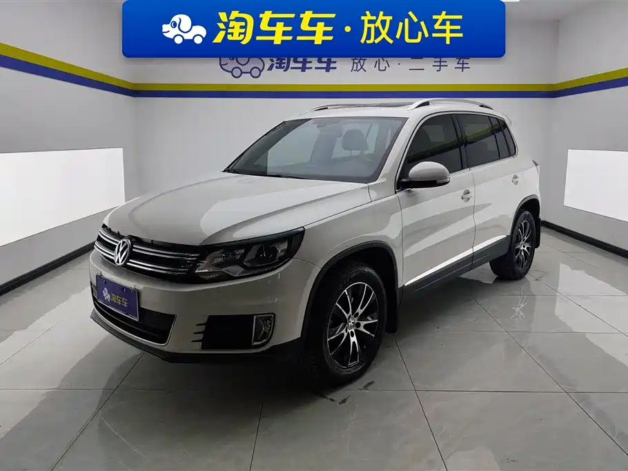 Volkswagen Tiguan 2015 — фото 1