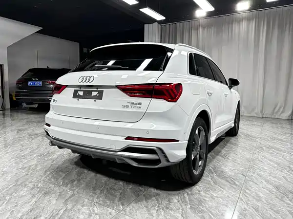 Audi Q3 2022