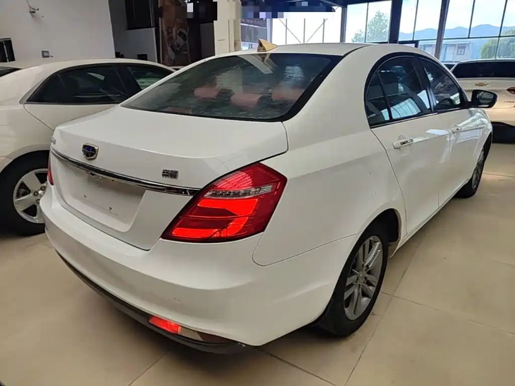 Geely Emgrand 2017