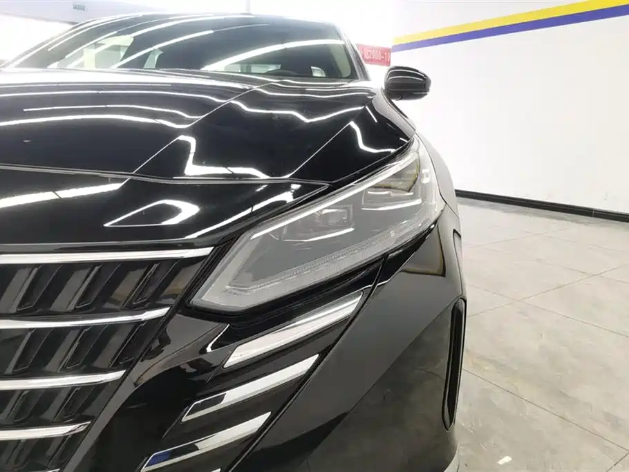 Nissan Teana 2023