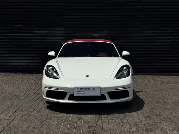 Porsche 718 2025