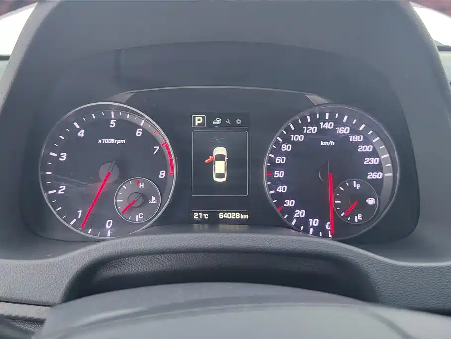 Hyundai Elantra 2018 — фото 14
