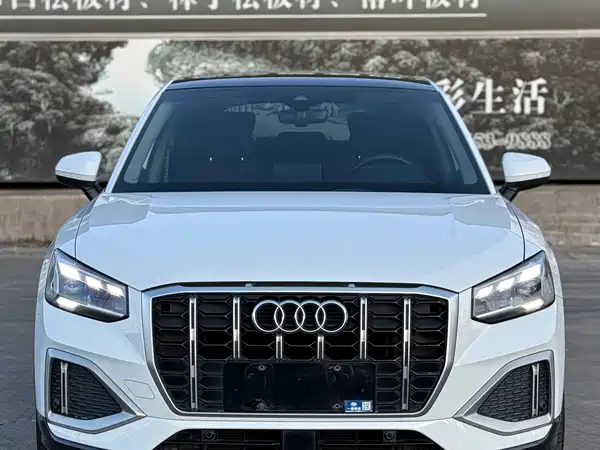 Audi Q2L 2022