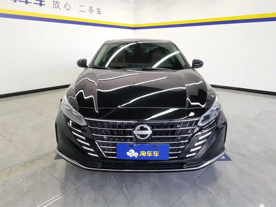 Nissan Teana 2023