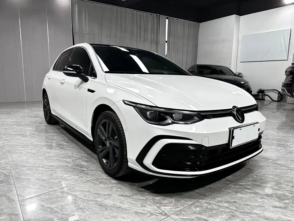 Volkswagen Golf 2022