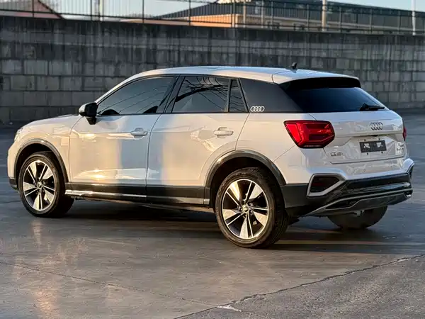 Audi Q2L 2022