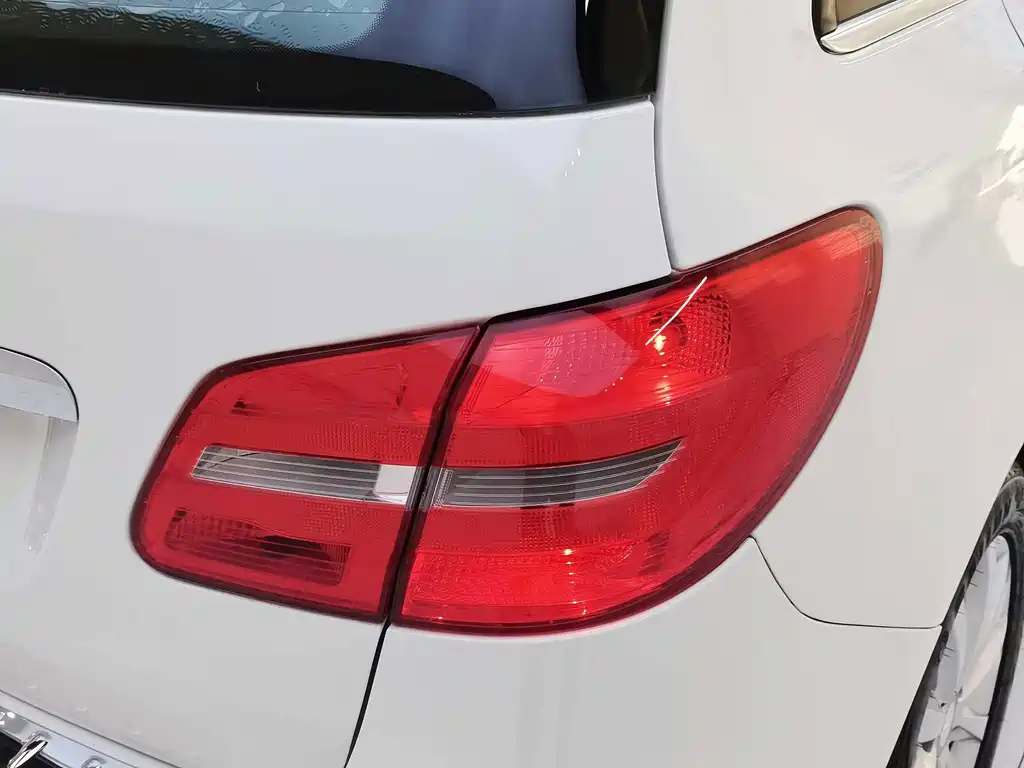Mercedes-Benz B-Class 2014 — фото 10