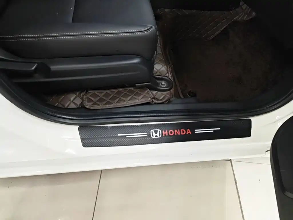 Honda Fit 2015 — фото 21