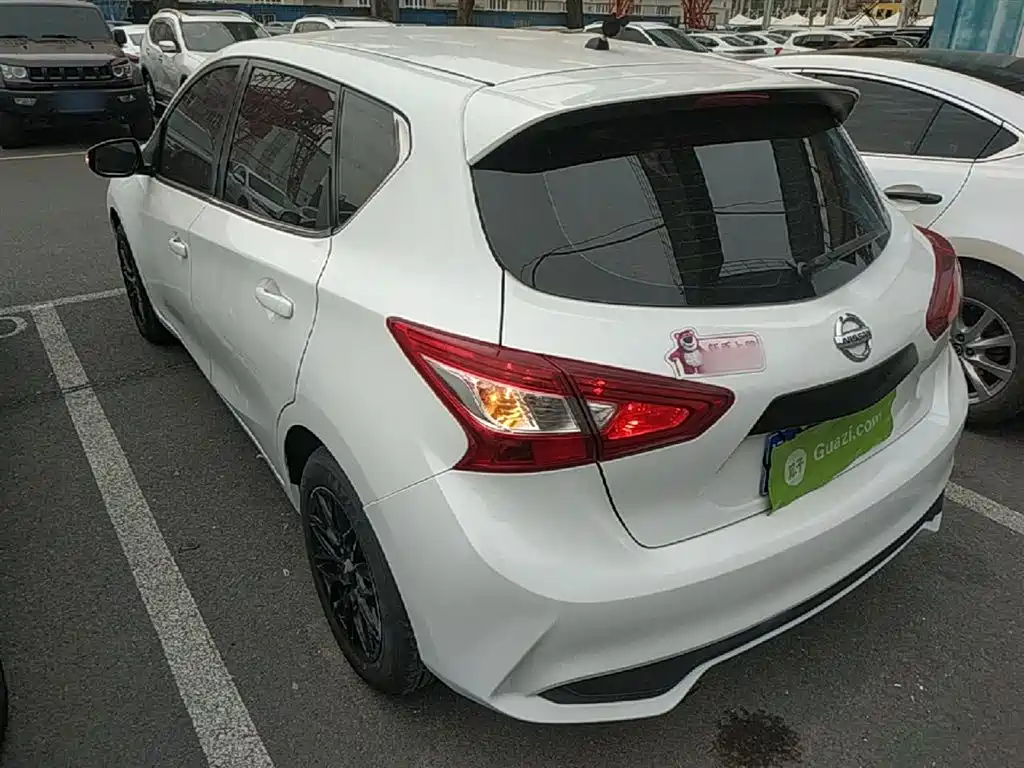 Nissan Tiida 2019 — фото 5