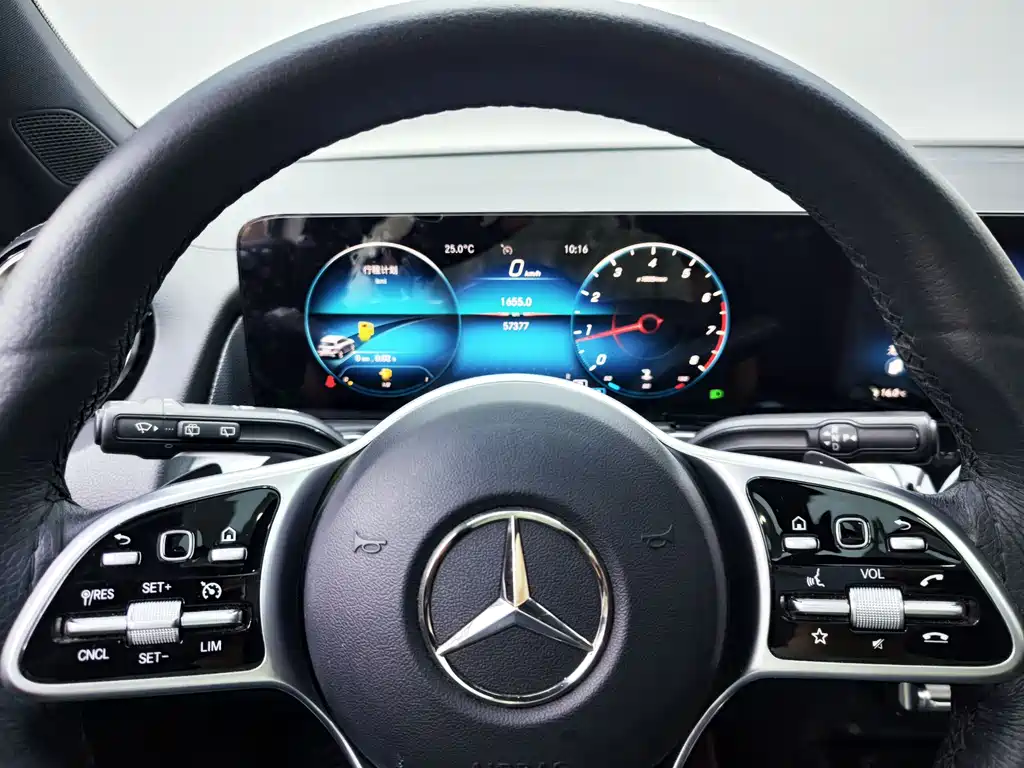 Mercedes-Benz GLB 2020 — фото 20