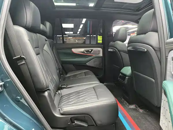 GAC Trumpchi GS8 2021