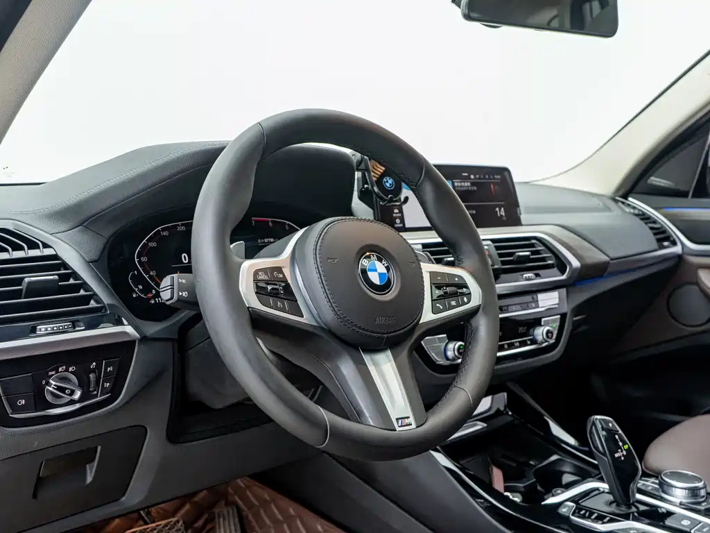 BMW X3 2020 — фото 8