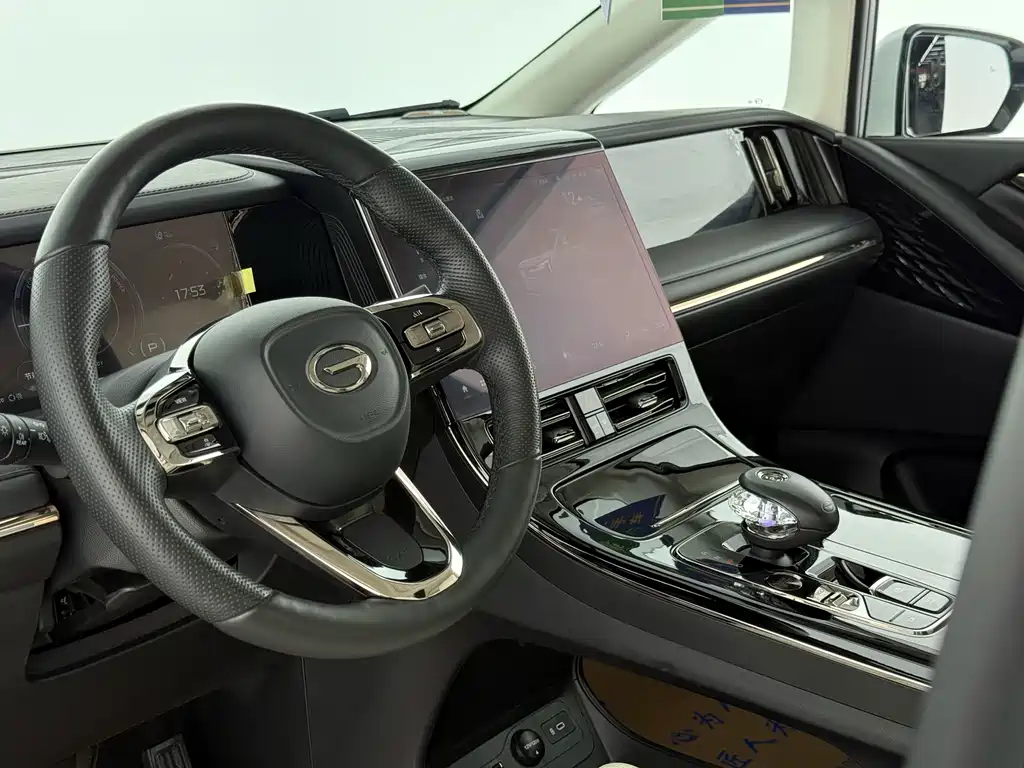 GAC Motor Trumpchi E9 2023 — фото 12