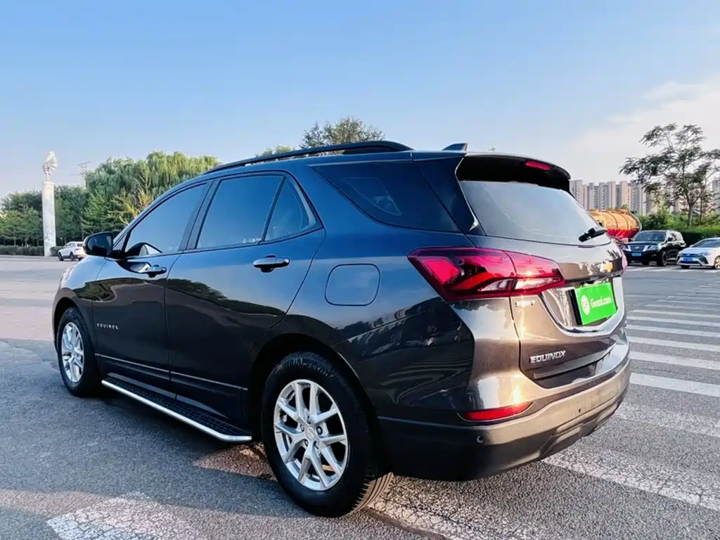 Chevrolet Equinox 2022 — фото 19