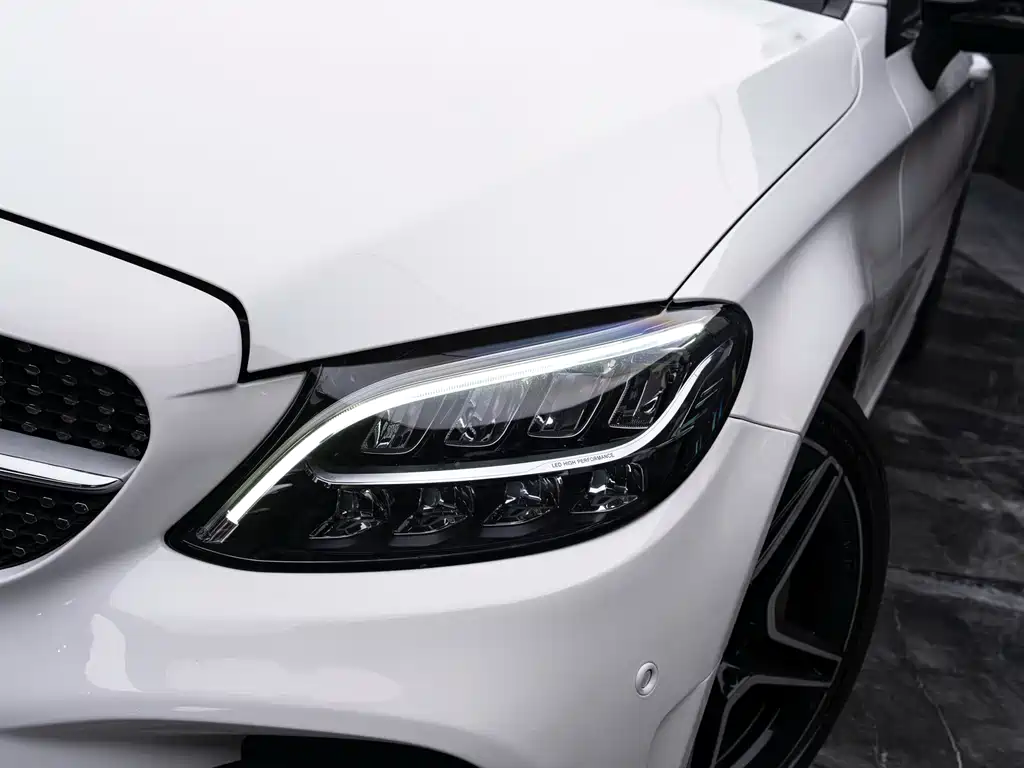 Mercedes-Benz C-Class 2019 — фото 2