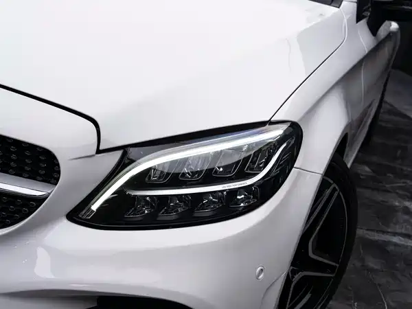 Mercedes-Benz C-Class 2020