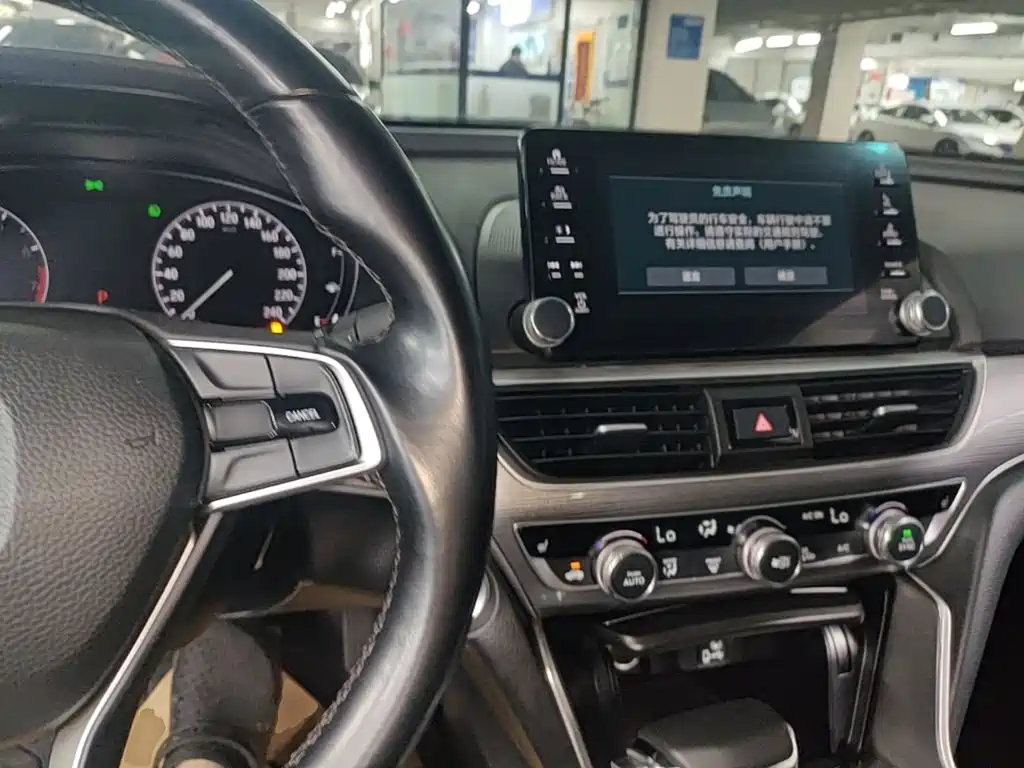Honda Accord 2021 — фото 10