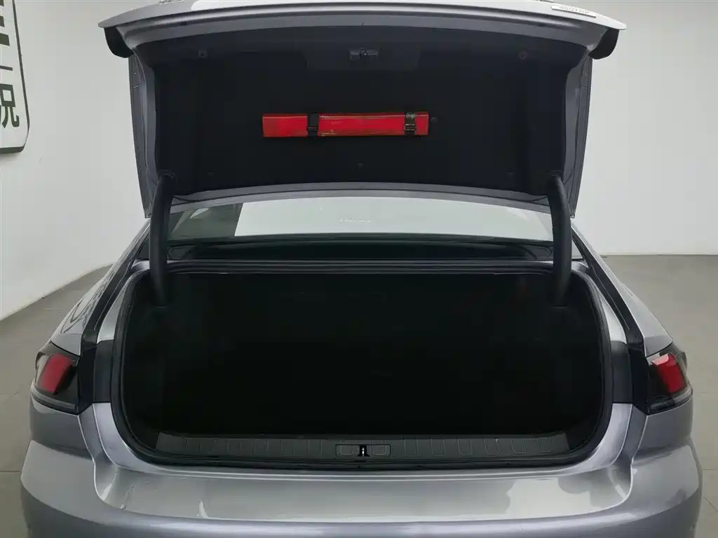 Peugeot 508 2022 — фото 16