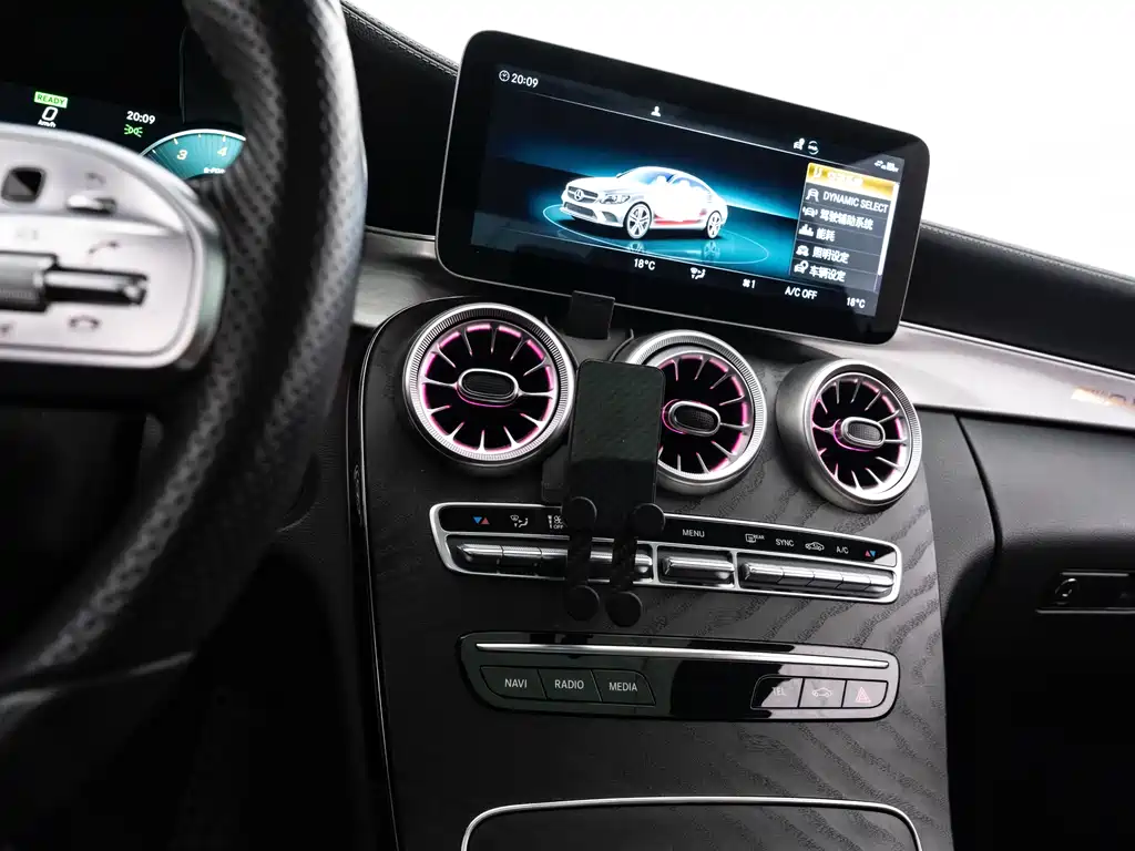 Mercedes-Benz C-Class 2019 — фото 18