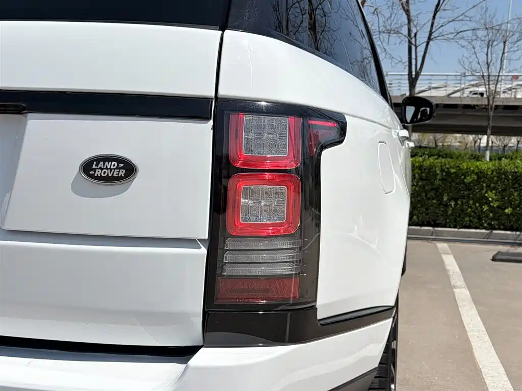 Land Rover Range Rover 2015 — фото 20