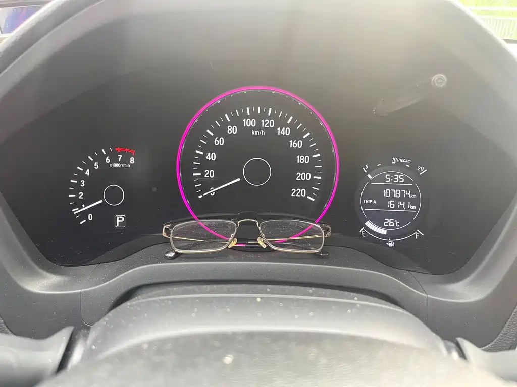 Honda Vezel 2015 — фото 11