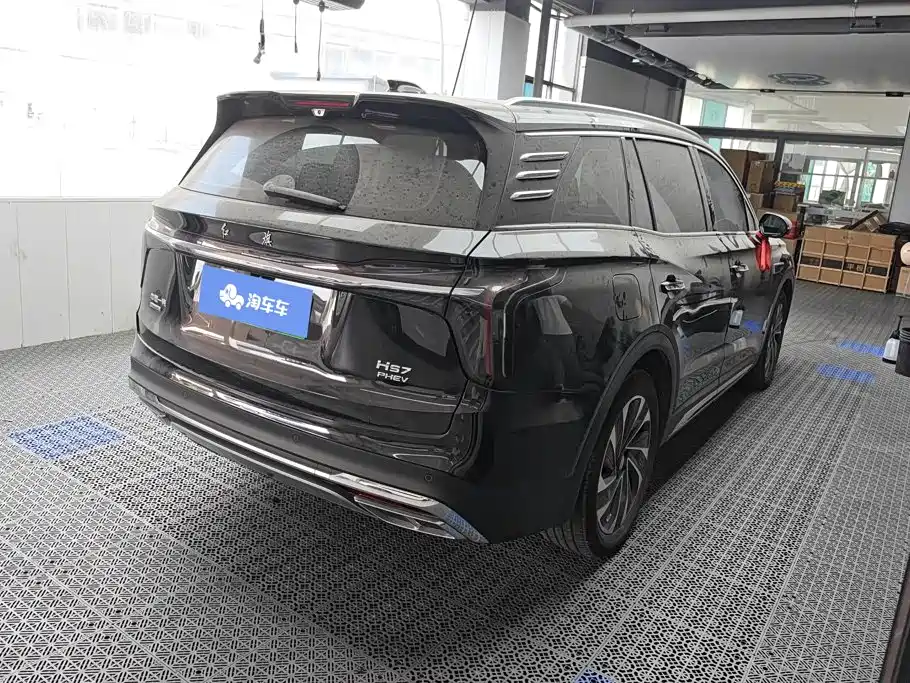 Hongqi HS7 PHEV 2025 — фото 3