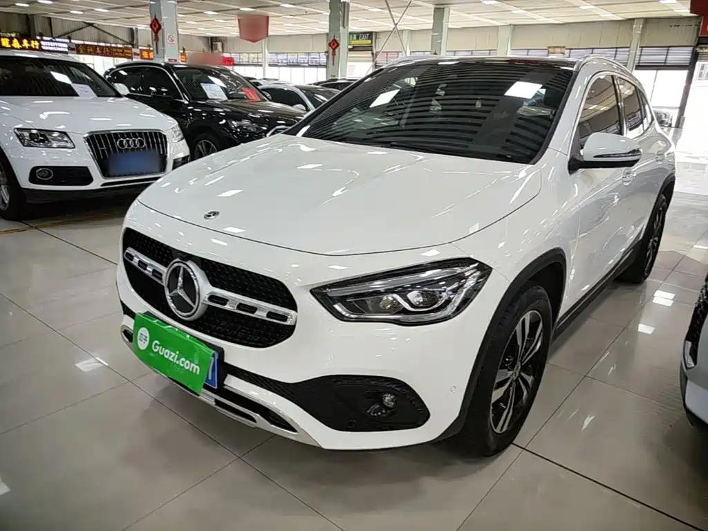 Mercedes-Benz GLA 2023