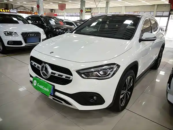 Mercedes-Benz GLA 2023