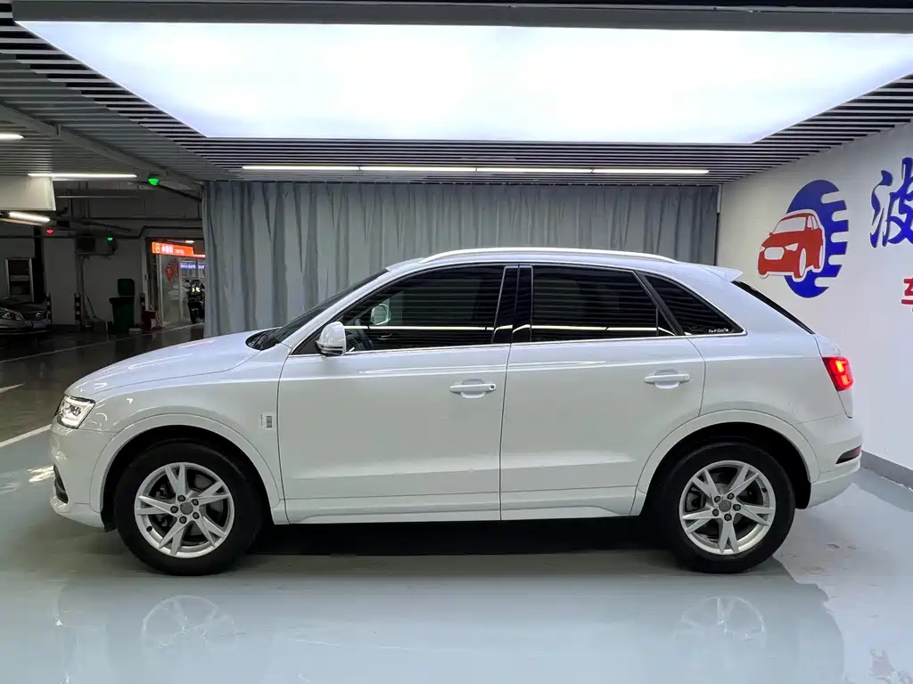 Audi Q3 2018 — фото 4
