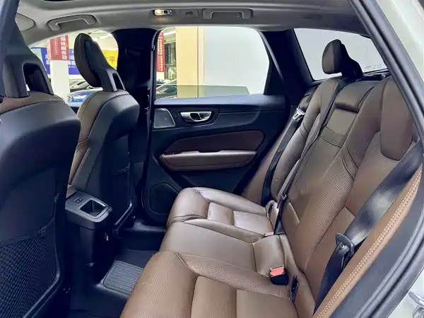 Volvo XC60 Plug-In Hybrid 2018
