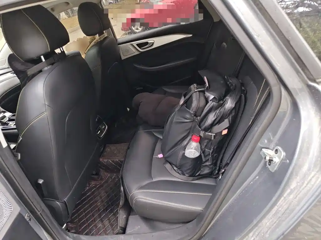 Roewe i6 MAX 2022 — фото 13