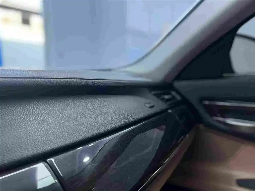 BMW 7 Series 2013 — фото 17