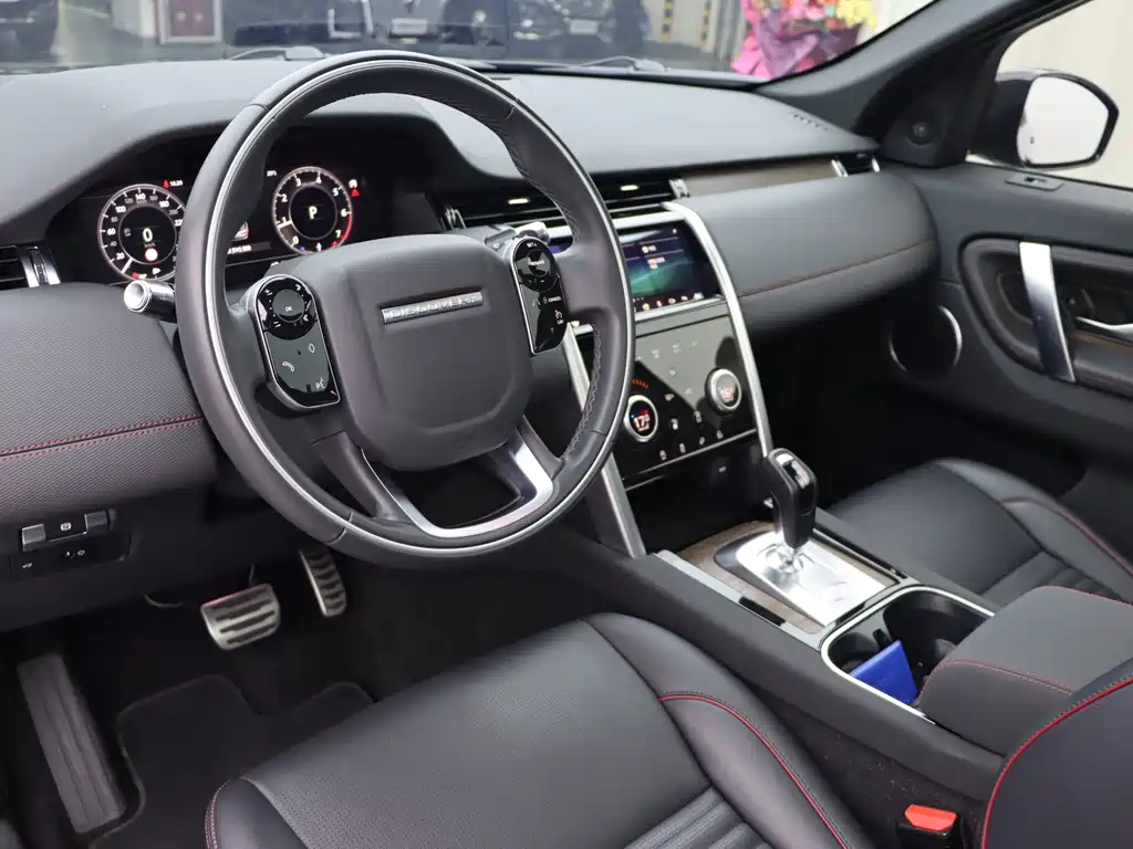 Land Rover Discovery Sport 2021 — фото 6