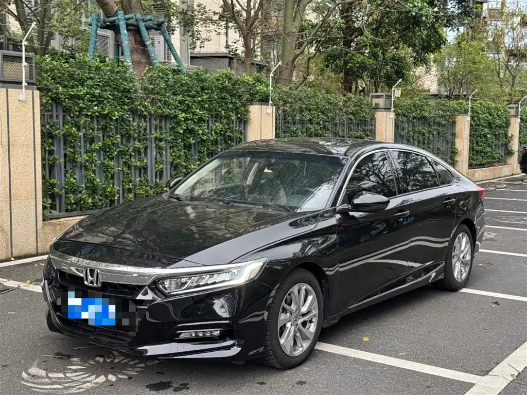 Honda Accord 2020 — фото 1