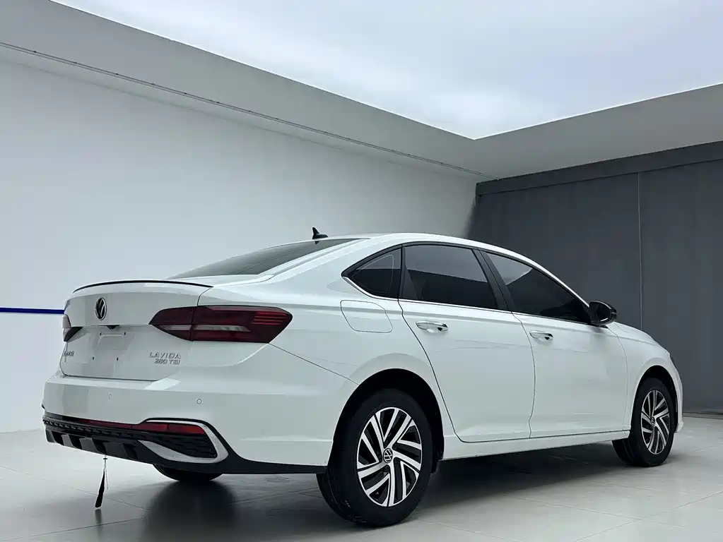 Volkswagen Lavida 2022