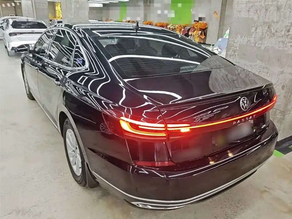 Volkswagen Passat PHEV 2022 — фото 5