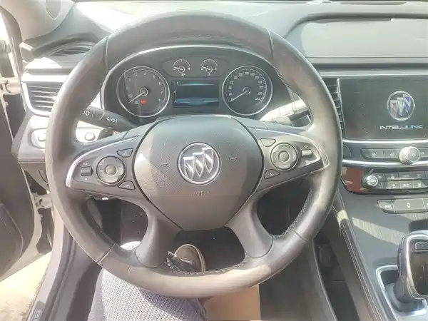 Buick LaCrosse 2018
