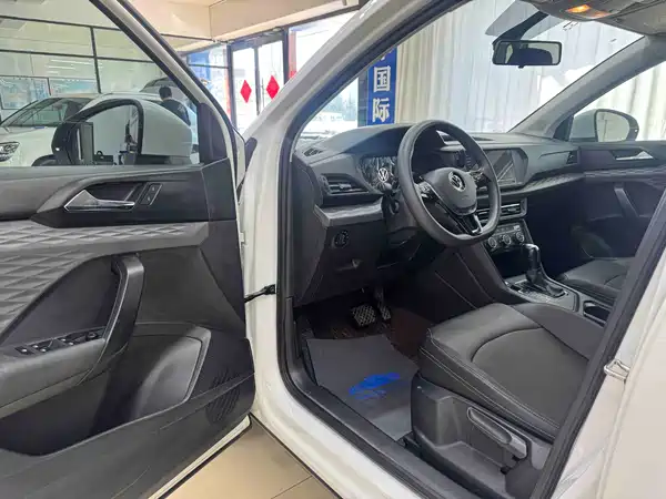 Volkswagen Tharu 2022