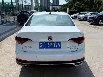 Volkswagen Sagitar 2024