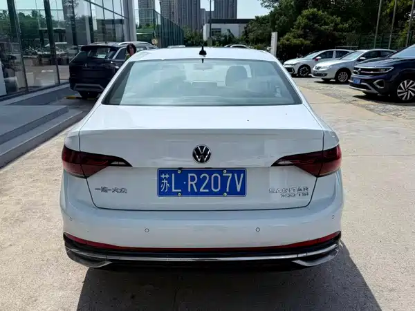 Volkswagen Sagitar 2024