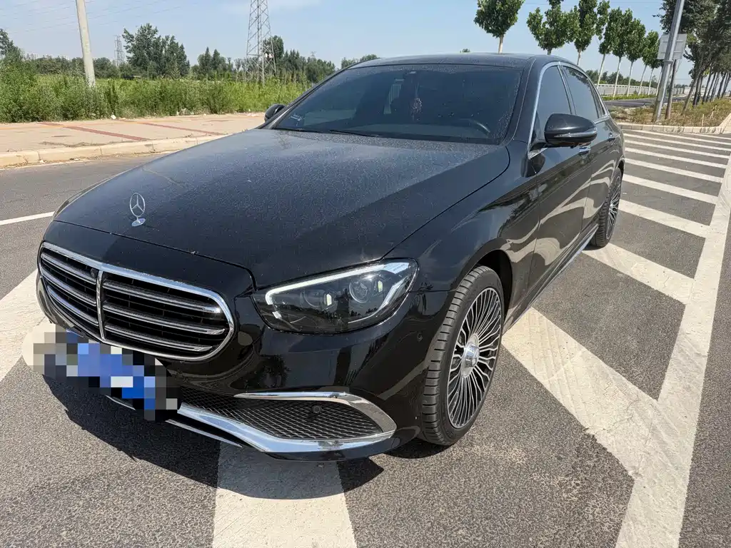 Mercedes-Benz E-Class 2022 — фото 1
