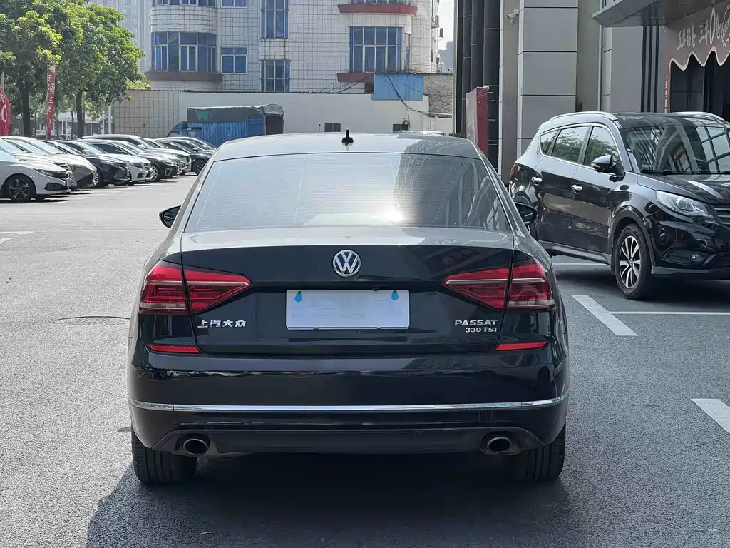 Volkswagen Passat 2019 — фото 4