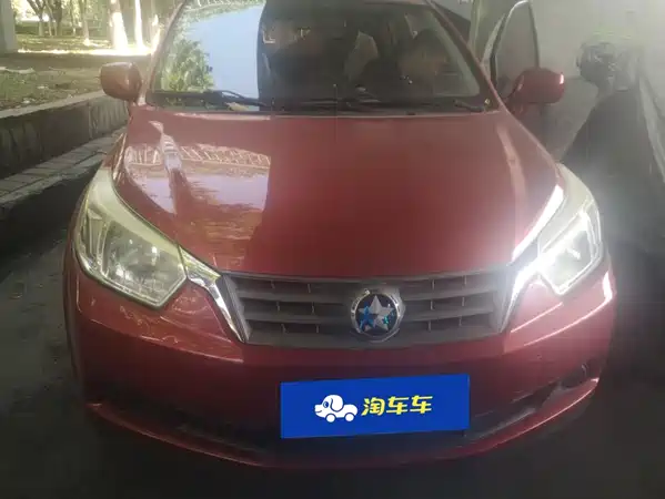 Venucia R50 2014