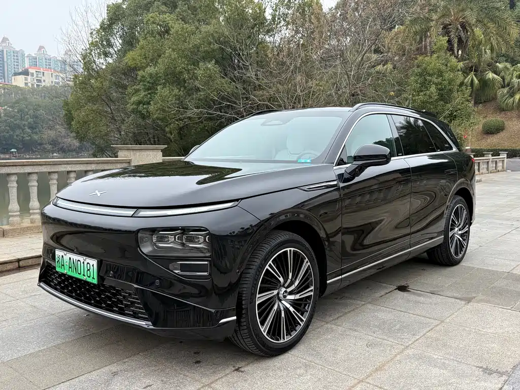 XPeng G9 2025